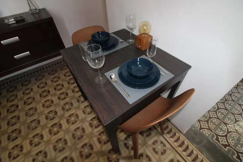 A2-Quaint 1B-Fast Wifi-Walk To Restaurants, Beach Apartment San Juan